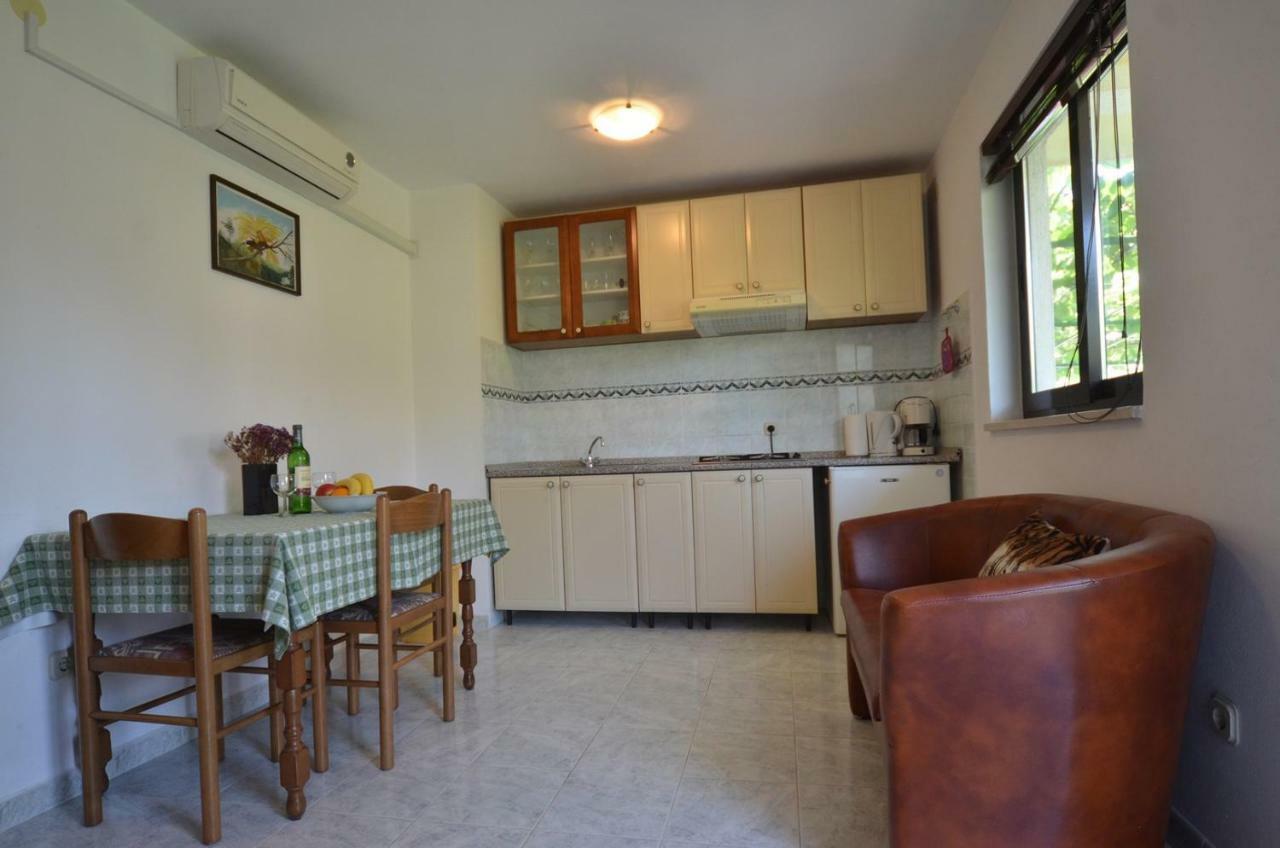 Koreni Apartments Rovinj Eksteriør bilde